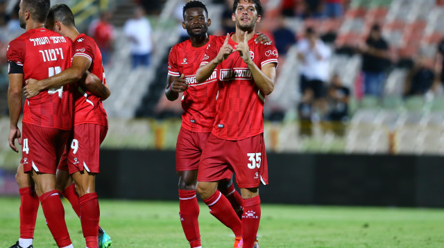 מריאנו בריירו חוגג (צילום: לירון מולדובן)