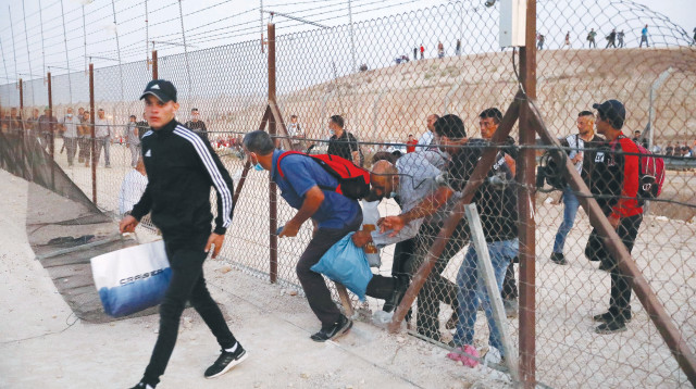 שוהים בלתי חוקיים (צילום: וויסאם השלמון, פלאש 90)