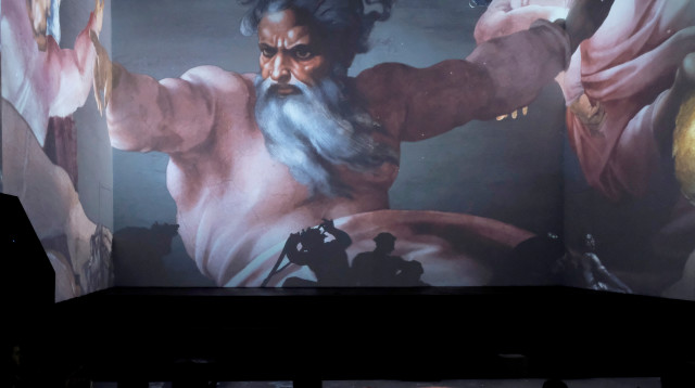 יצירתו של מיכאלנג'לו בתערוכה דיגיטלית (צילום: רויטרס)