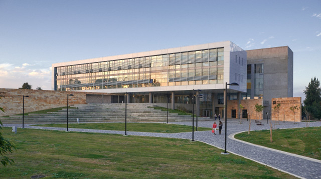 בית הספר לניהול המכללה האקדמית גליל מערבי (צילום: ליאור אביטן)