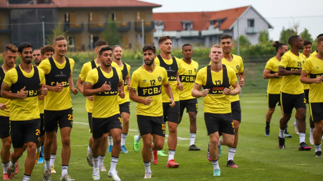 שחקני בית"ר ירושלים במחנה האימונים (צילום: בית"ר ירושלים, האתר הרשמי)