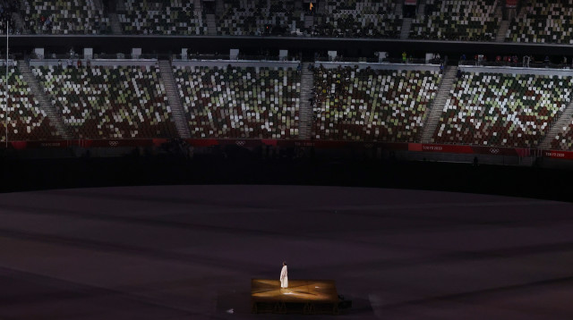 דקת דומיה לזכר חללי מינכן בטקס פתיחת אולימפיאדת טוקיו (צילום: REUTERS/Leah Millis)