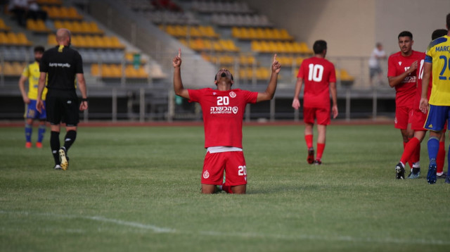 פארליי רוסה (צילום: דוברות הפועל תל אביב)