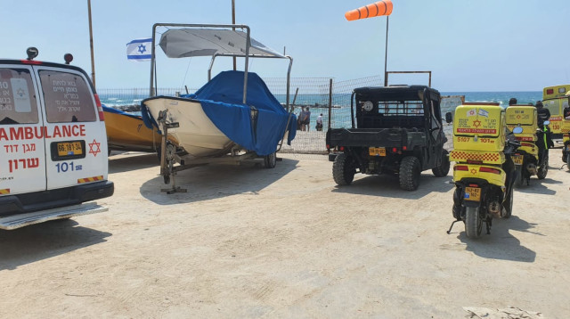 חוף הים בחדרה (צילום: תיעוד מבצעי מד"א)