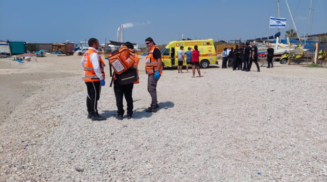 טביעה בים, אילוסטרציה  (צילום: דוברות איחוד הצלה)