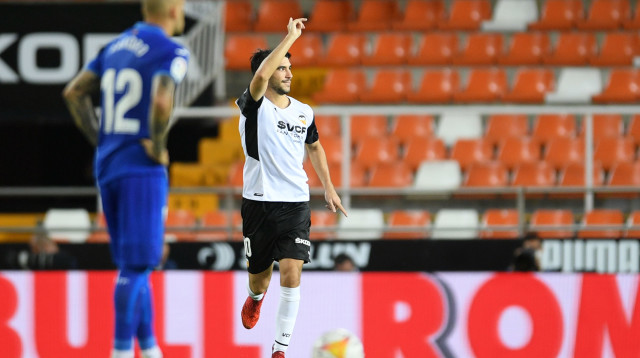 קרלוס סולר חוגג (צילום: Aitor Alcalde/Getty Images)