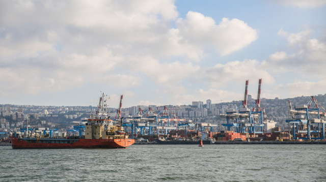 נמל חיפה (צילום: דוד כהן, פלאש 90)