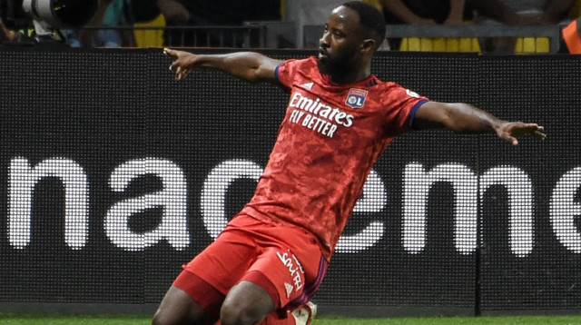 מוסא דמבלה חלוץ ליון (צילום: GettyImages, Sebastien SALOM-GOMIS)