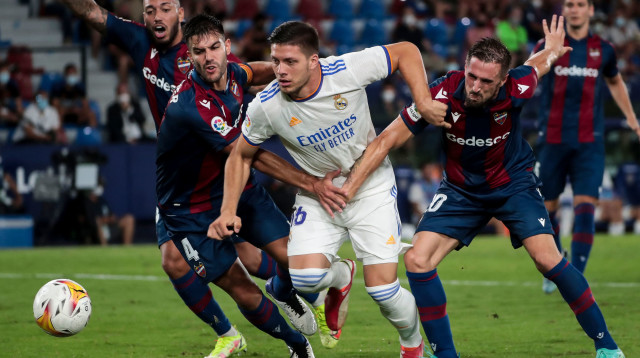 לוקה יוביץ' שחקו ריאל מדריד (צילום: GettyImages, JOSE MIGUEL FERNANDEZ/AFP)