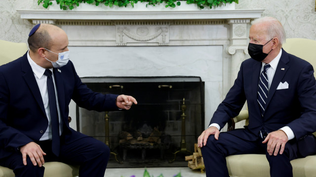 בנט אט ביידן (צילום: REUTERS/Jonathan Ernst)