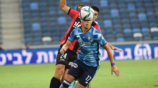 זלאטן שחוביץ' שחקן מכבי נתניה (צילום: ברני ארדוב)