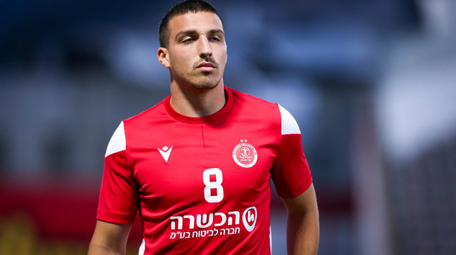 אושר דוידה שחקן הפועל תל אביב (צילום: מאור אלקסלסי)