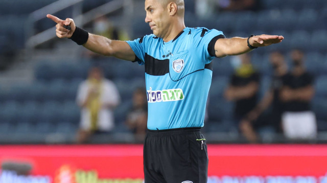 שופט הכדורגל לירן ליאני (צילום: דני מרון)