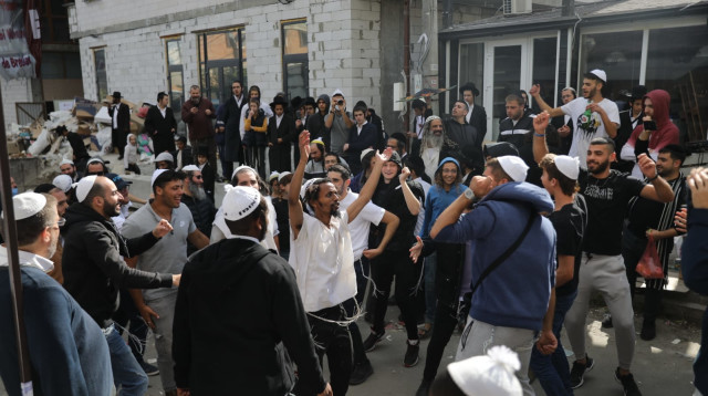 ראש השנה באומן (צילום: חיים גולדברג 'כיכר השבת')