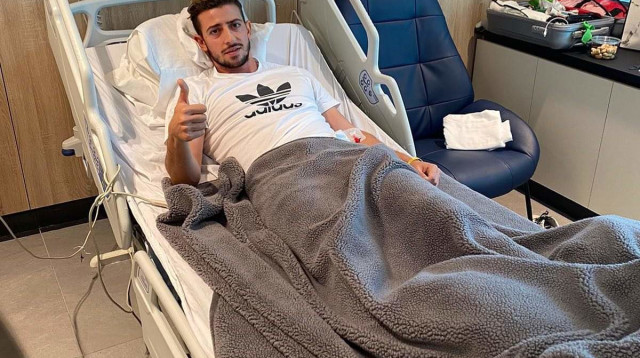 שחקן מכבי פתח תקוה דור ג'אן אחרי שנותח (צילום: צילום מסך, מתוך פייסבוק)