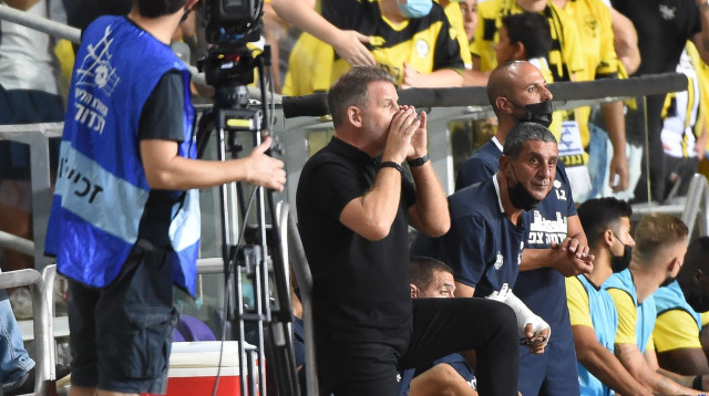 עוד עלול להוריד את נתניה ליגה. ריימונד אטפלד (צילום: ברני ארדוב)