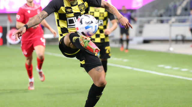 מתאוסיניו שחקן בית"ר ירושלים (צילום: אודי ציטיאט)