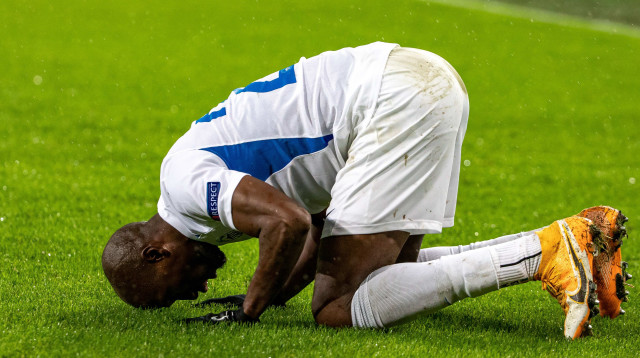 התלונן על פציעה, נעדר ממשחק ליגה, אבל אחרי שלושה ימים שיחק במדי נבחרת גינאה. מארה (צילום: GettyImages, KURT DESPLENTER/BELGA MAG)