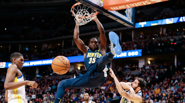 קנת' פאריד, דנבר נאגטס, מעל עומרי כספי, גולדן סטייט ווריירס (צילום: רויטרס)