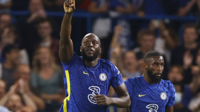 אלופת אירופה פותחת עונה עם ניצחון. לוקאקו (צילום: רויטרס)