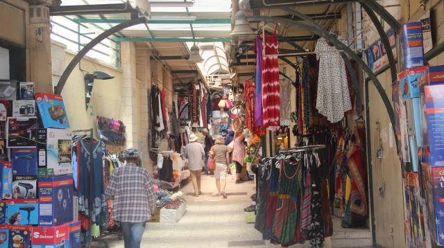 השוק בנצרת ריק (צילום: מאור בכר)