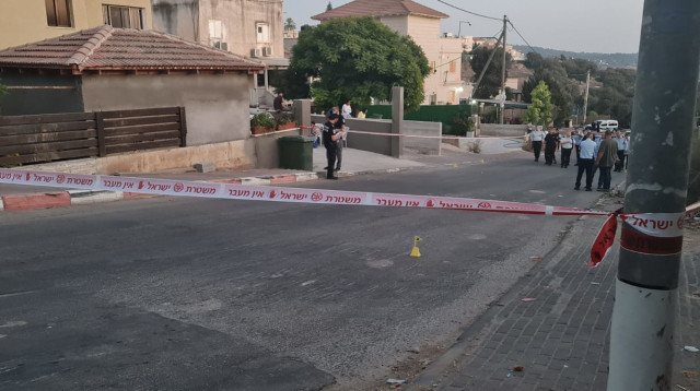 זירת האירוע בזרזיר (צילום: דוברות המשטרה)