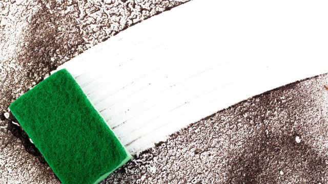 ניקיון קיר (אילוסטרציה) (צילום: אינגאימג')