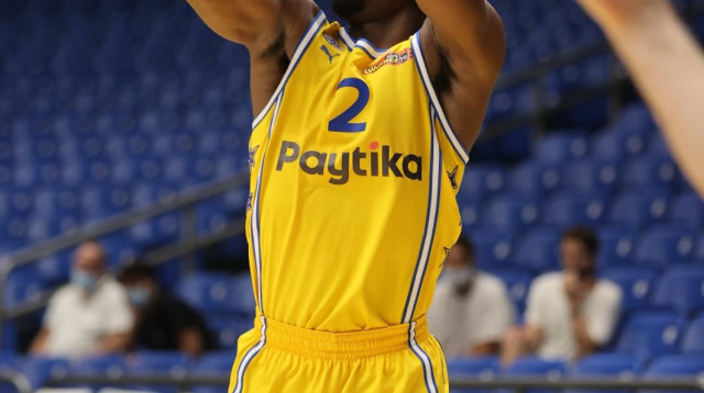 קינן אוואנס שחקן מכבי תל אביב בכדורסל (צילום: אתר רשמי, מכבי תל אביב)