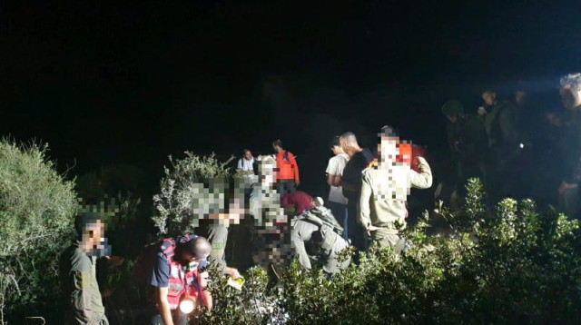 מאמצי חילוץ האדם שנפל לבור (צילום:  יחל"צ עציון-יהודה)