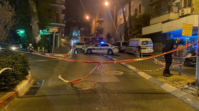 זירת הרצח בחיפה (צילום: דוברות המשטרה)
