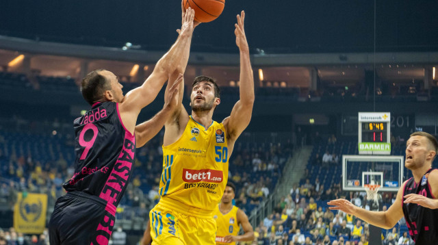 יובל זוסמן שחקן אלבה ברלין (צילום: רויטרס)