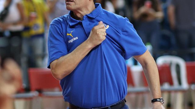 מאמן מכבי תל אביב יאניס ספרופולוס (צילום: דני מרון)