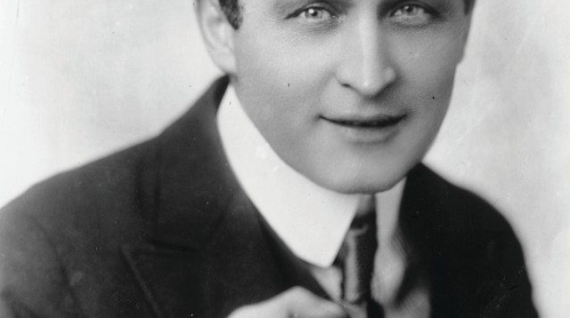 הארי הודיני (צילום:  Hulton Archive.GettyImages)