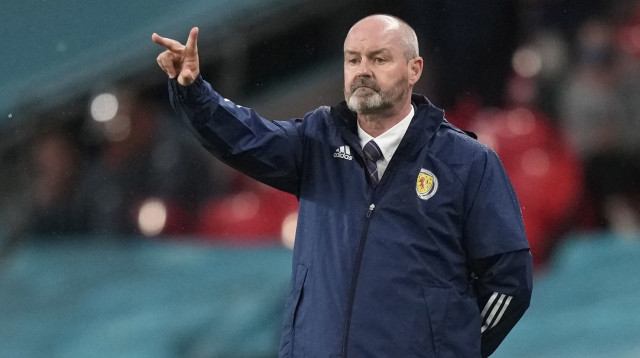 סטיב קלארק מאמן נבחרת סקוטלנד (צילום: רויטרס)