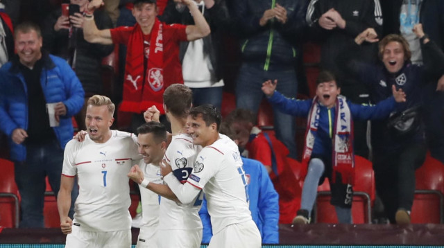 נהנו מטעות קשה של וורד. שחקני צ'כיה חוגגי (צילום: רויטרס)