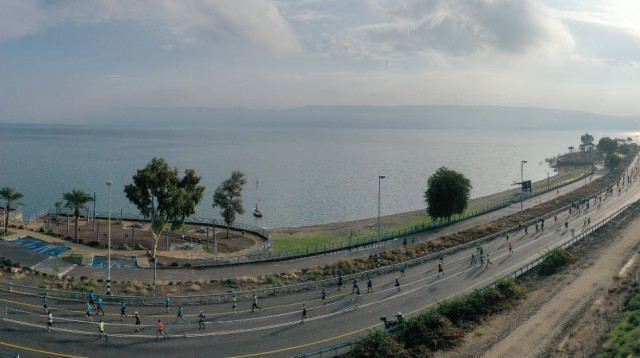 מרתון טבריה (צילום: רונן טופלברג)