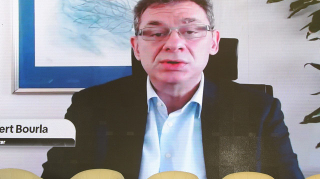 מנכ"ל פייזר אלברט בורלא בוועידת ג'רוזלם פוסט (צילום: אבשלום ששוני)