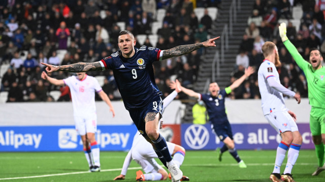 שוב הציל את סקוטלנד. דייקס חוגג שער דרמטי (צילום: אימג'בנק  GettyImages, JONATHAN NACKSTRAND)