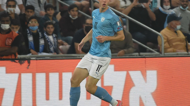 שחקן נבחרת ישראל סוף פודגוראנו (צילום: ברני ארדוב)