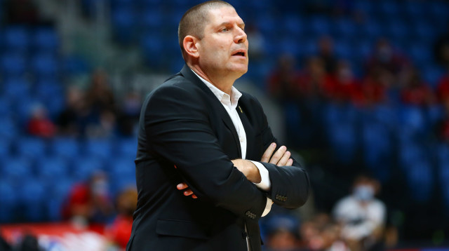 מאמן הפועל ירושלים אורן עמיאל (צילום: לירון מולדובן)