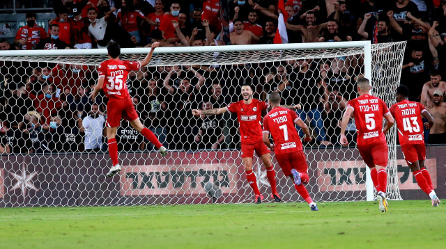 החלוצים לא כובשים? טוב שיש את באריירו (צילום: קובי אליהו)