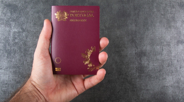 דרכון פורטוגלי (צילום: FREEPIK)