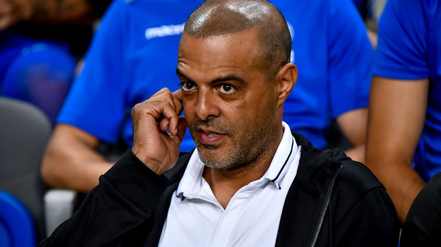 גיא לוזון מאמן מכבי פתח תקוה (צילום: אריאל שלום)