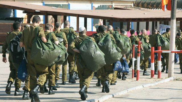 גיוס בבקו"ם (צילום: אלי דסה)