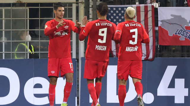 דומיניק סובוסלאי חוגג (צילום: רויטרס)