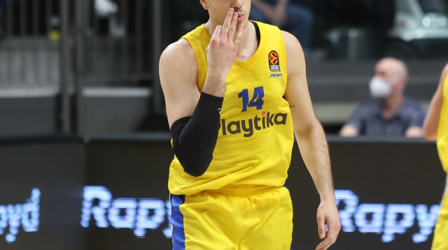 שחקן מכבי תל אביב עוז בלייזר (צילום: דני מרון)