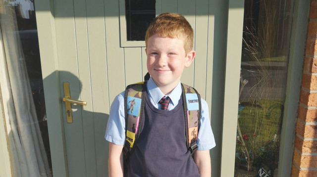 לוקס יצא לגייס כספים עבור סבו החולה (צילום: GoFundMe)