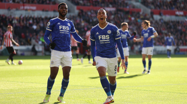 יורי טילמנס שחקן לסטר (צילום: GettyImages, Alex Pantling)