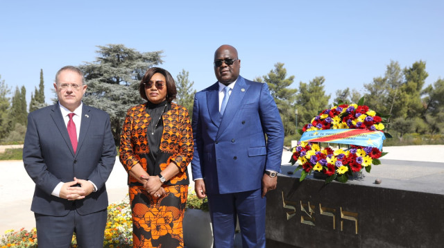 יעקב חגואל ונשיא הרפובליקה הדמוקרטית של קונגו (צילום: נועם ריבקין פנטון)