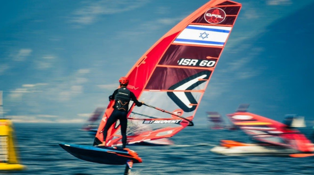 תום ראובני גולש ישראלי (צילום: אתר רשמי, Martina Orsini)